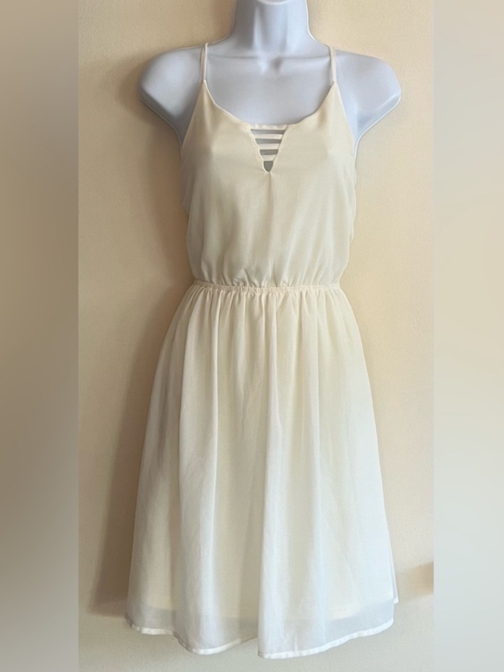 YA Los Angeles White Dress